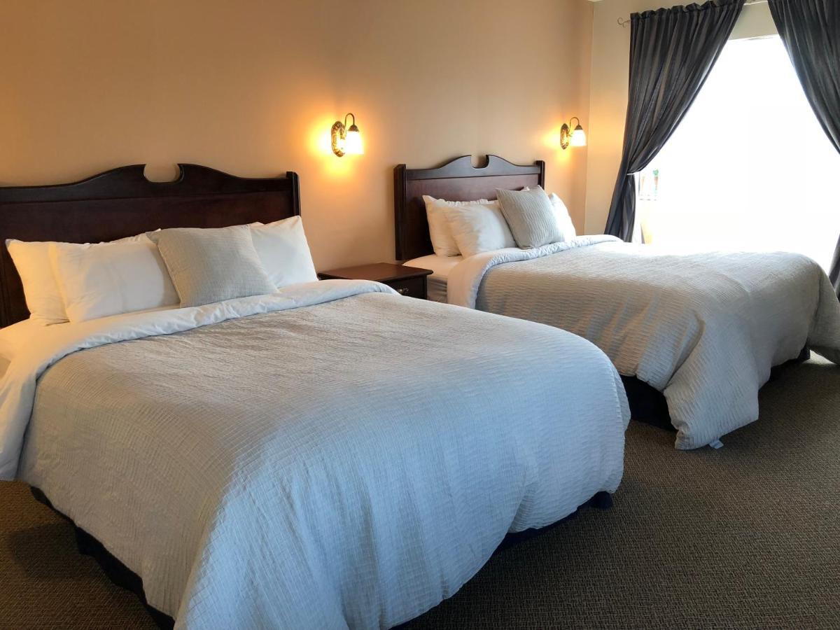 Piccadilly Motel Radium Hot Springs Εξωτερικό φωτογραφία